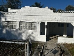 Building Photo - 7714 NW 5th Ct