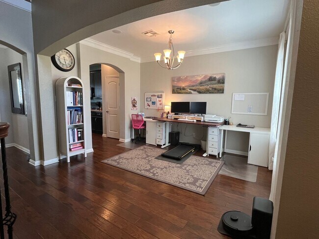 Foto del edificio - 4 bedroom 2.5 bath in Yowell Ranch
