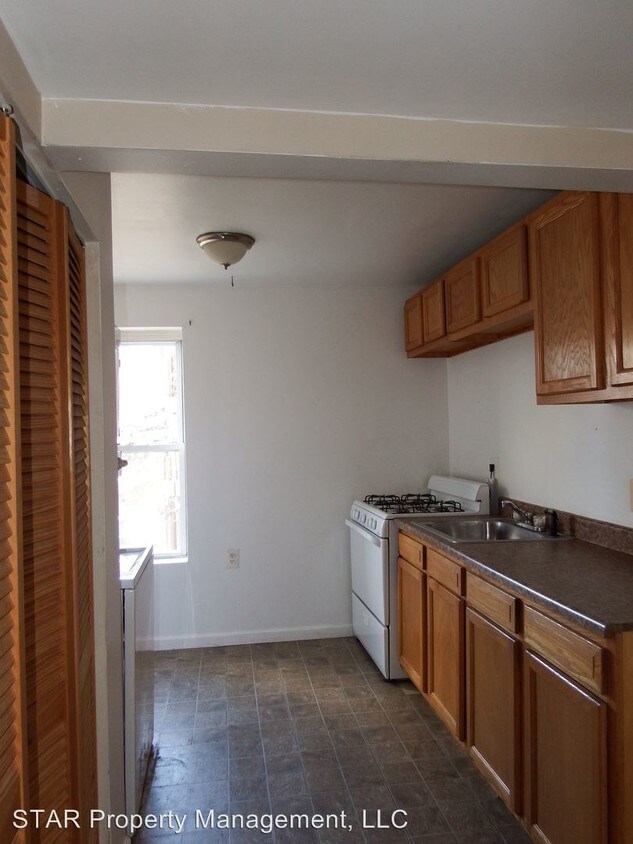 Primary Photo - 101 E 23rd St