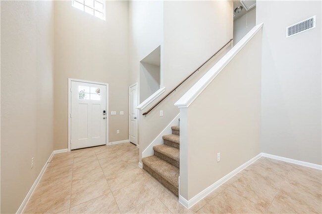 Foto del edificio - 6921 Loretta White Ln