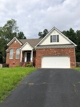 Building Photo - 5630 Hereld Green Dr