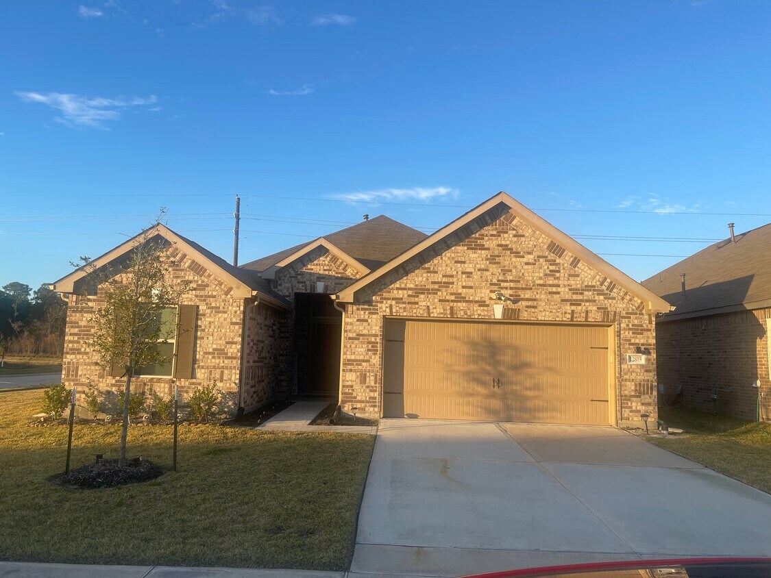 Foto principal - 12803 Pear Orchard Dr