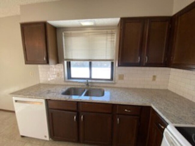 Building Photo - Location, location, location!!!