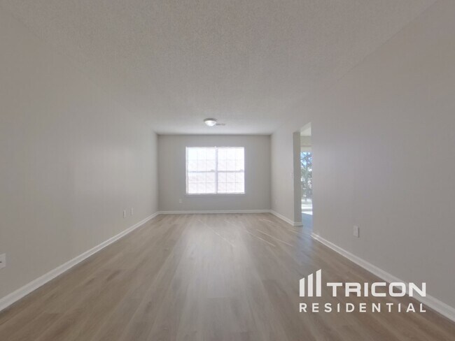 Foto del edificio - 1104 Waverly Pl Dr