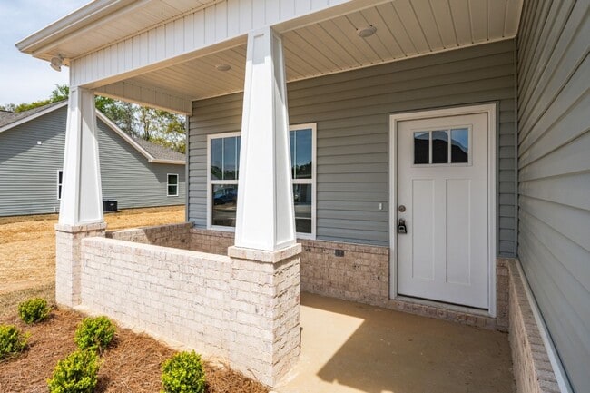 Building Photo - 4416 Tari Street Tuscaloosa, AL 35401