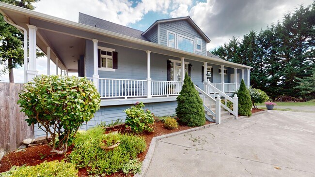 Foto del edificio - Bring your horse! Beautiful 3 bedroom 3.5 ...