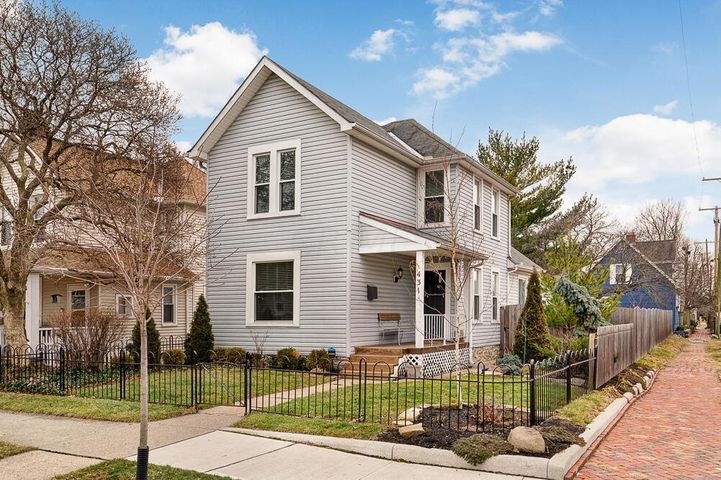 Primary Photo - 431 E Columbus St