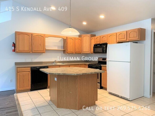 Foto del edificio - 415 S Kendall Ave