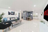 Foto principal - 2320 SW 18th Ter