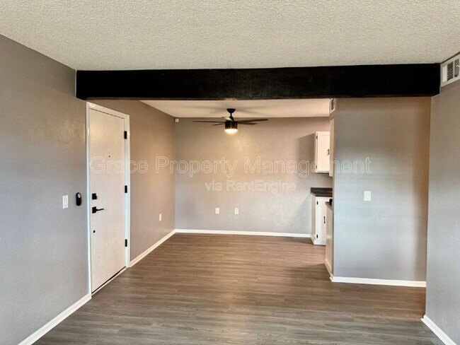 Foto del edificio - 16259 W 10th Ave