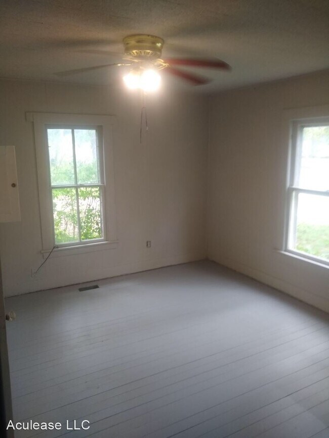 Foto del edificio - 2 br, 1 bath House - 508 W 5th