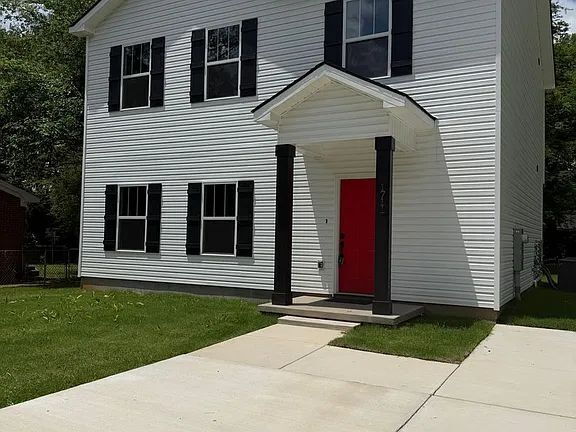 Foto del edificio - 1711 Golf Club Ln NW