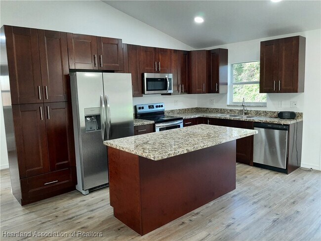 Foto del edificio - 2380 W Nautilus Rd