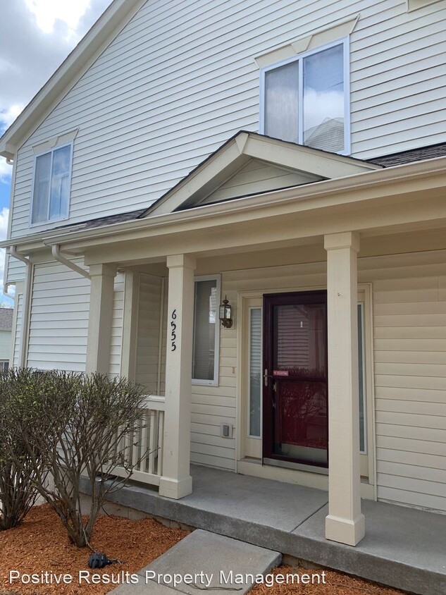 Primary Photo - 2 br, 1.5 bath House - 6555 Broadcast Pkwy