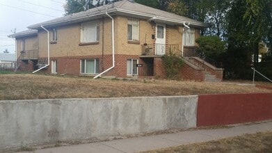 Building Photo - 3621 S Sherman St
