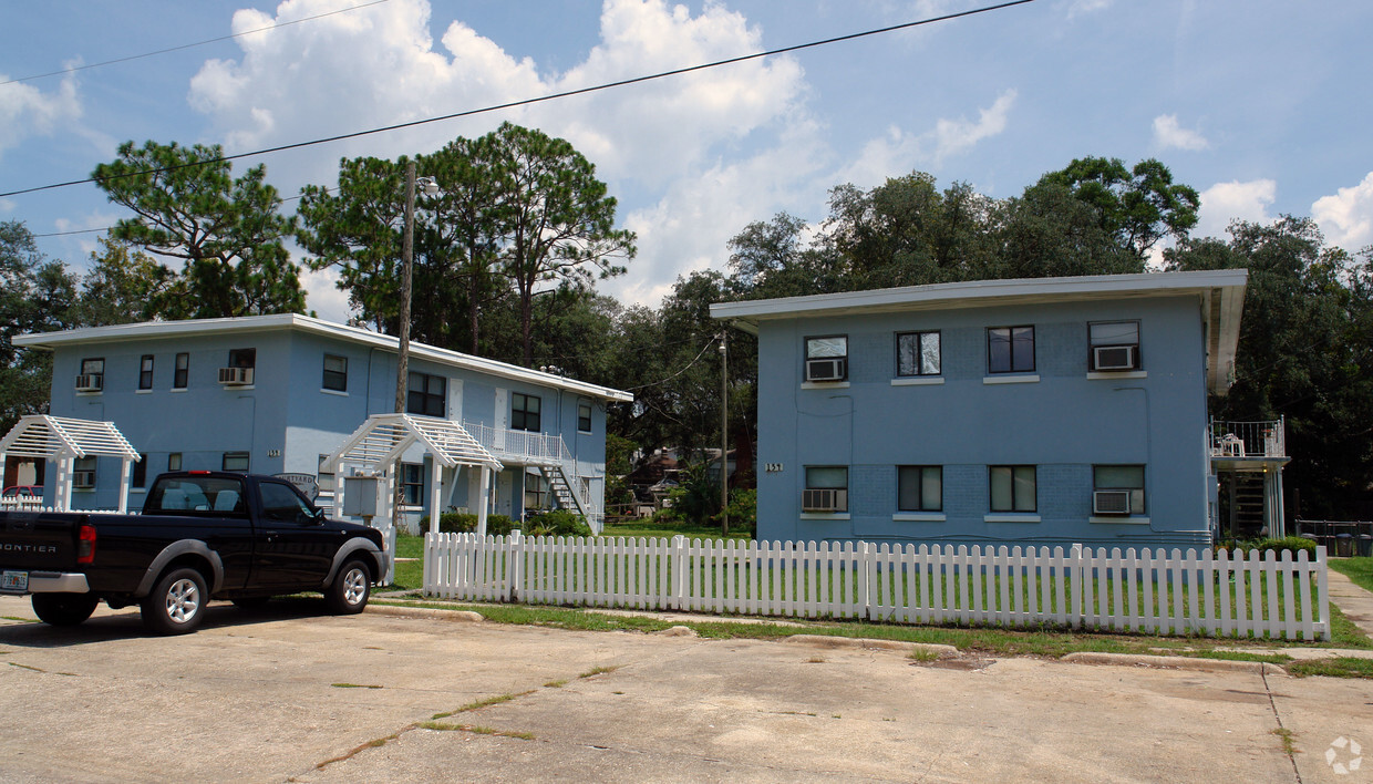 Building Photo - 154 Westview Ave