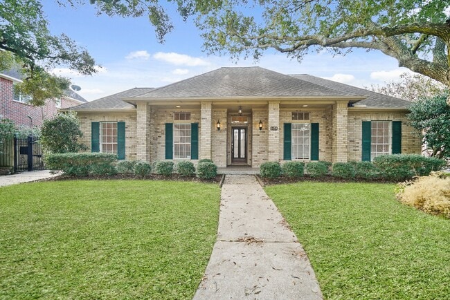 Foto del edificio - 1438 Crescent Green Dr