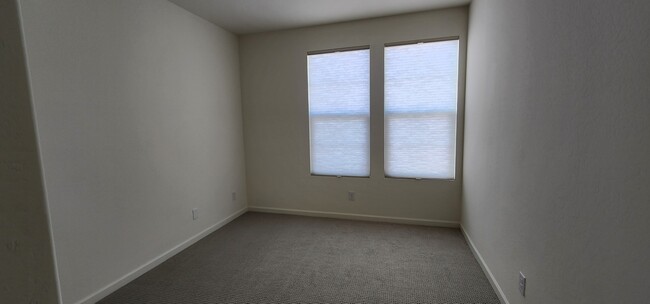 Foto del edificio - 3185 Blue Agave Ln