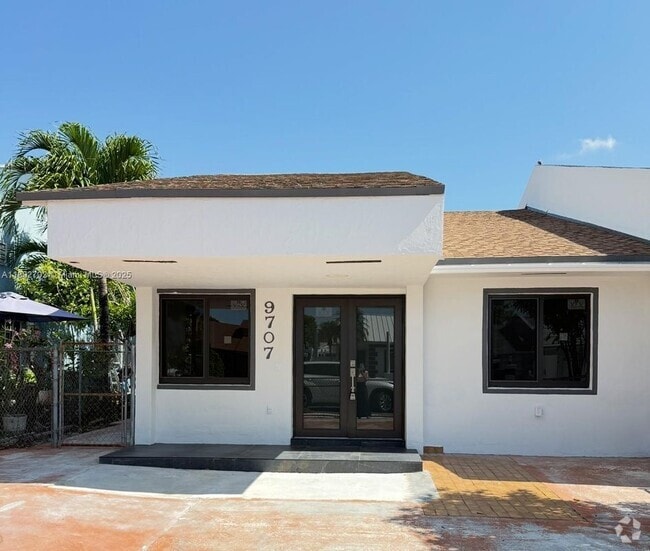 Building Photo - 9707 SW 1st Terrace