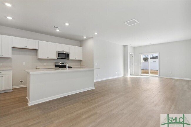 Building Photo - 254 Lillian St