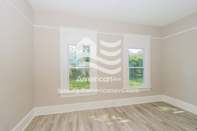 Foto del edificio - 251 Oak Haven Ave