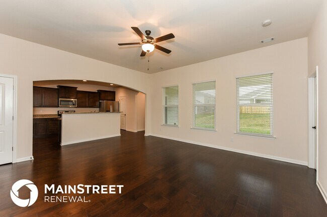 Foto del edificio - 577 Smoky Mountains Dr