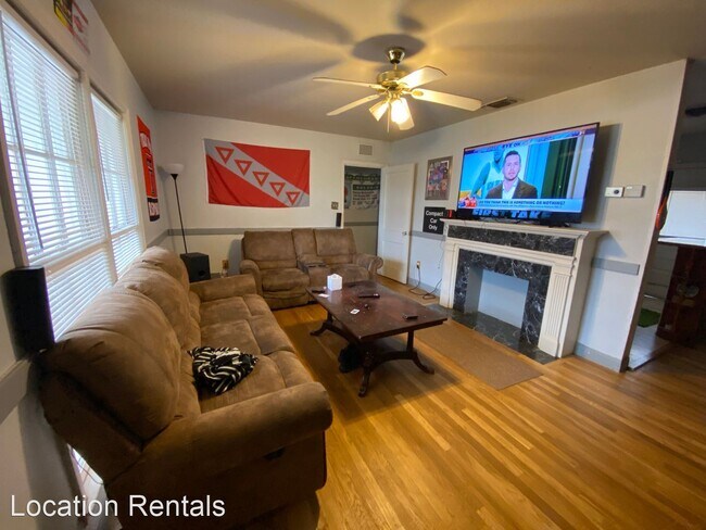 Building Photo - 3 br, 2 bath House - 2812 Canton Avenue