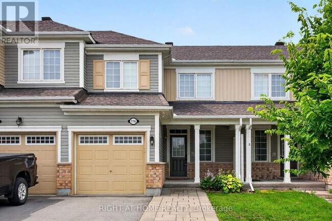 Photo du bâtiment - 116 Conifer Creek Cir