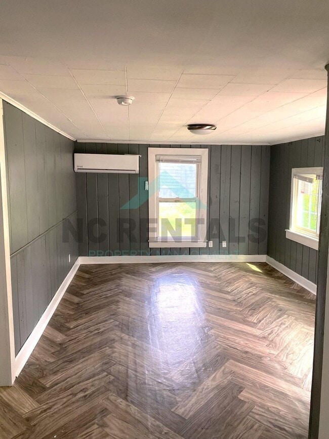 Foto del edificio - 1219 Junction Rd