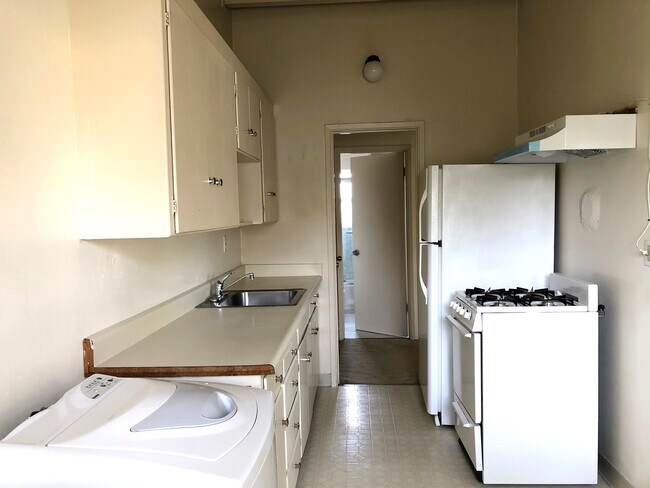 ¡cocina - 3137 Alma St