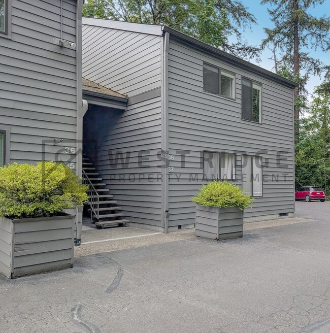 Photo - 6745 SW Scholls Ferry Rd Townhome