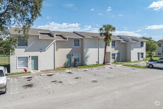 Building Photo - The Landings