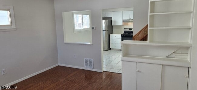 Foto del edificio - 260 Everett Rd