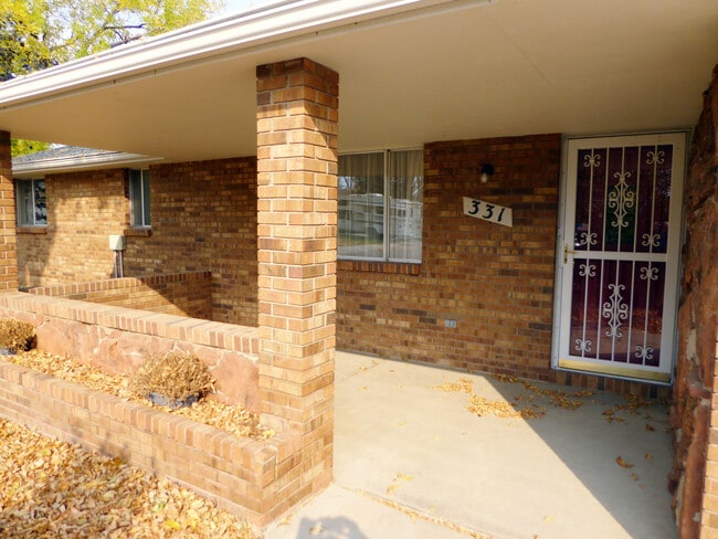 Building Photo - 331 Juniper Pl