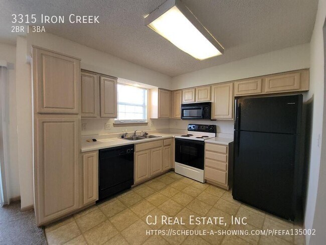 Building Photo - 3315 SW Iron Creek Dr