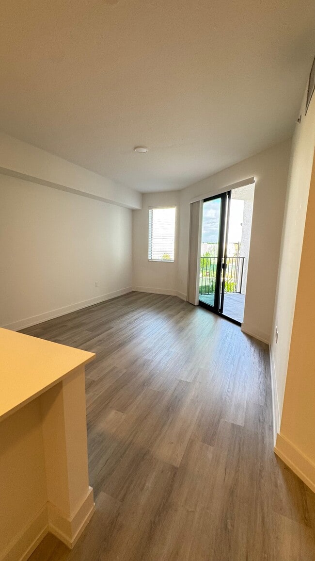 Building Photo - 15110 SW 128th Ave