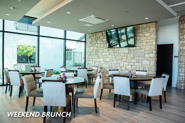 Foto del edificio - Lindell Living (55+ Active)