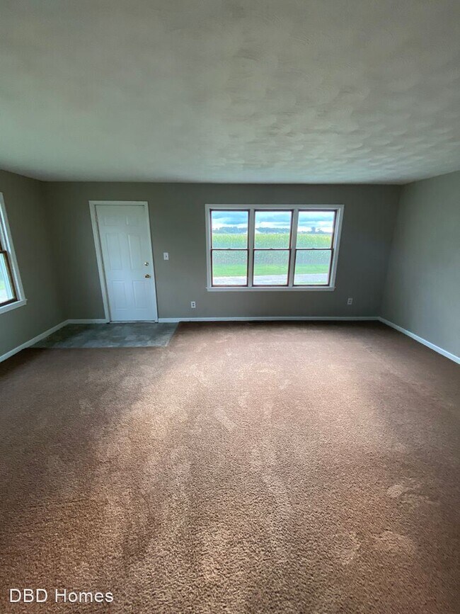 Foto del edificio - 4 br, 1 bath House - 6596 E 800 S