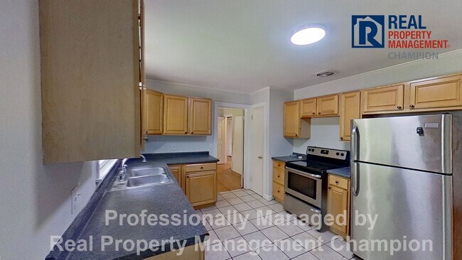 Foto del edificio - Great 3 BD/1 BA Ranch Style Home w/Large Yard