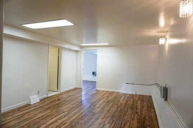 Sala de estar - 38 San Gabriel Ave