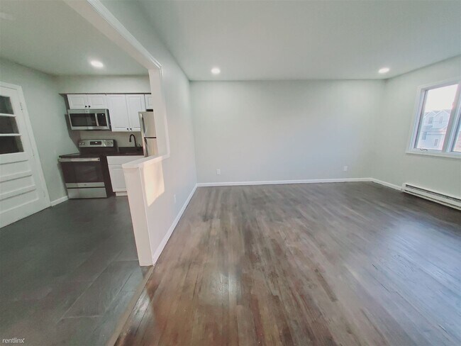 Building Photo - 2 br, 1 bath Condo - 36 Glenwood Ave Unit 1