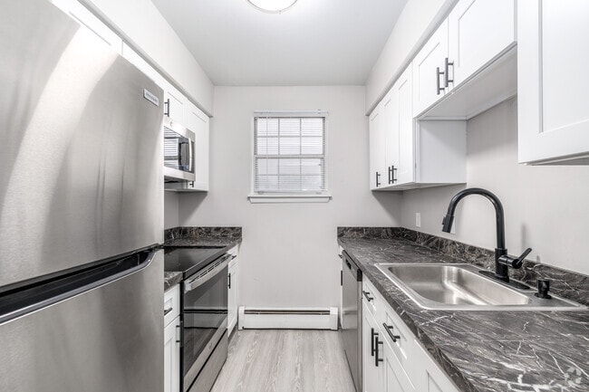 Seed - 2BR, 1.5BA - 1,000SF - Kitchen - The Orchard at Solo