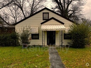 Building Photo - 1918 Lapaloma St