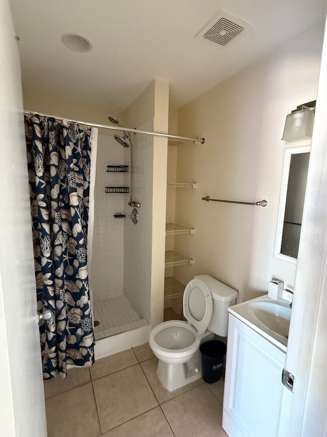 Foto del edificio - 626 Josephine Parker Rd