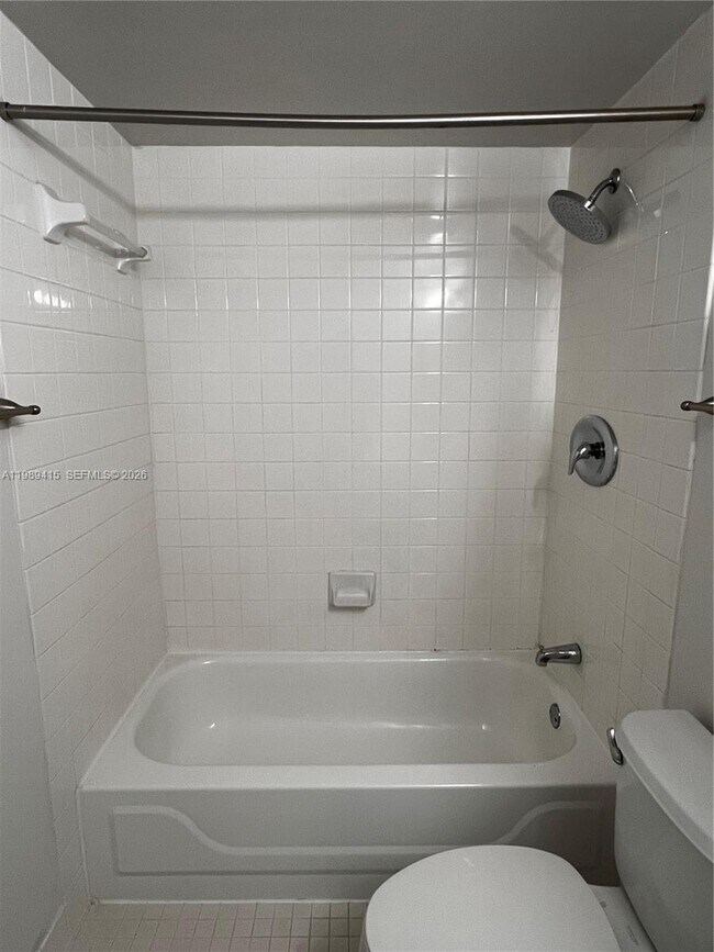 Foto del edificio - 5705 SW 72nd St