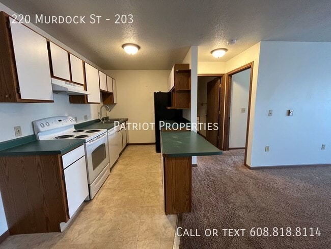 Building Photo - 1 bedroom/ 1 bath apartment in Tomah, WI