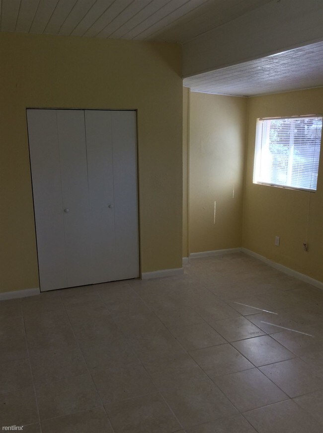 Foto del edificio - 8301 NW 1st Ave