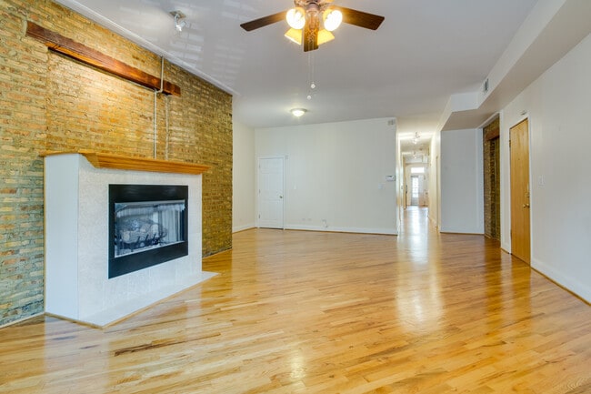 Building Photo - 5207 S Blackstone Ave