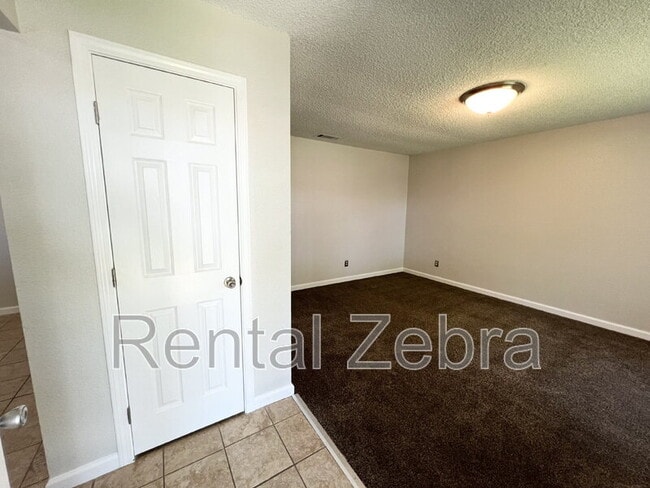 Foto del edificio - 3257 Phoenix Way