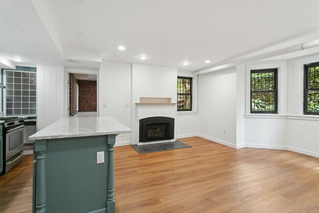 Foto del edificio - 110 Summit Ave